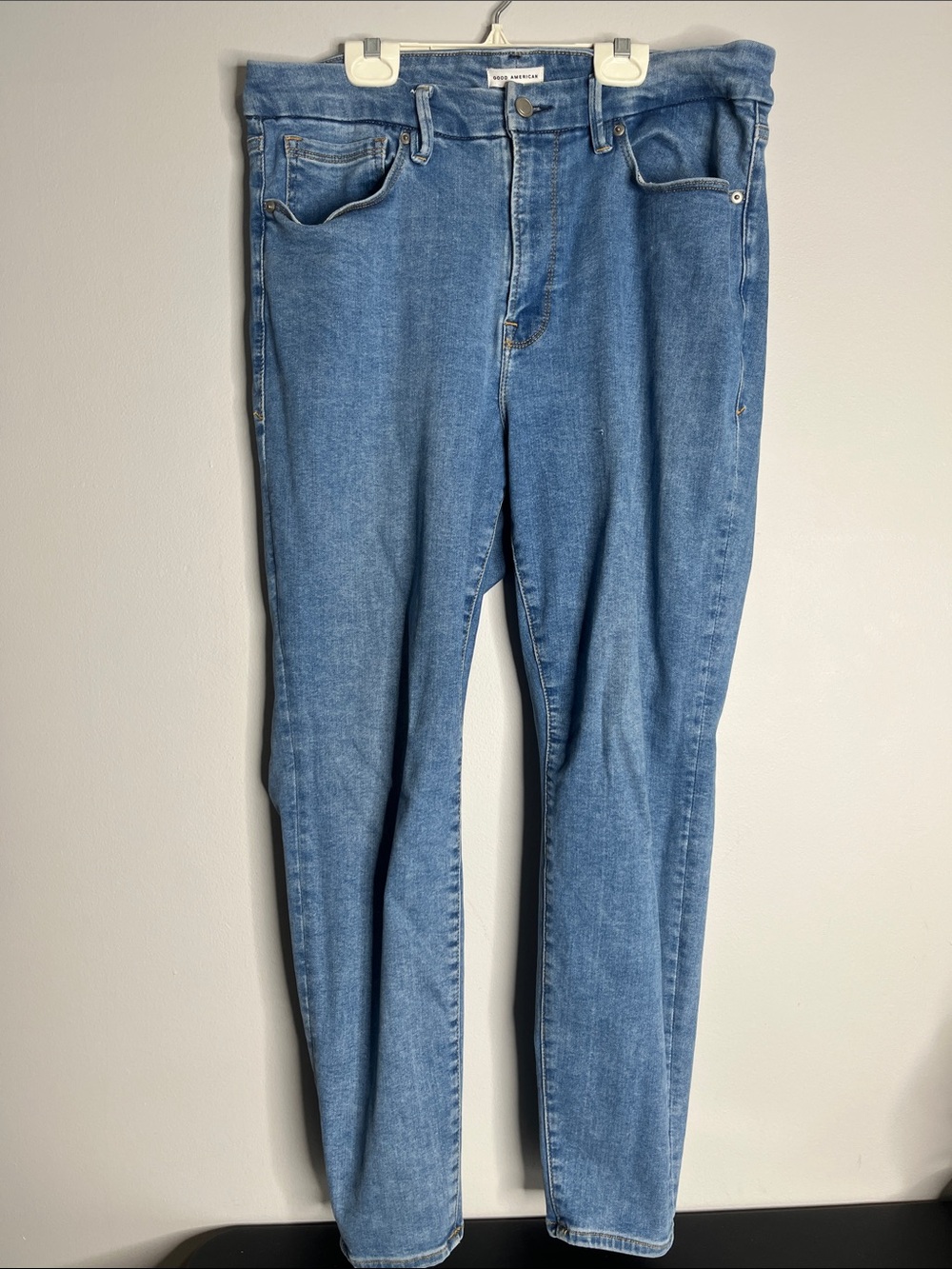 Good American Light Blue Skinny Jeans